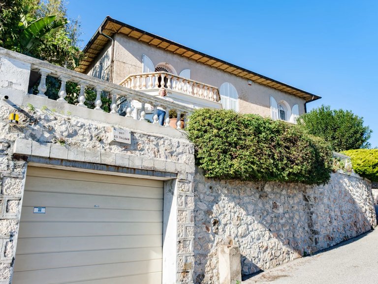 Villa for Sale in Nice - Mont Boron, Nice Area 9