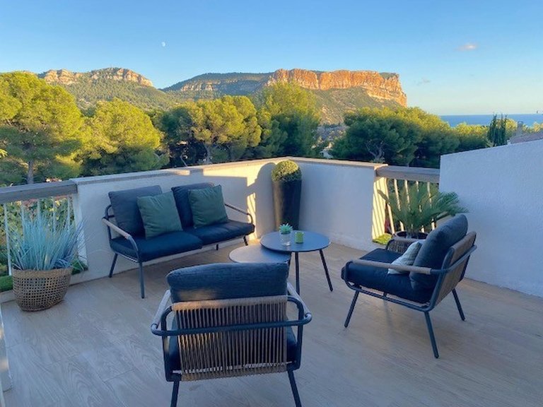 Villa for Sale in Cassis, Provence Coast (cassis To Cavalaire) 4