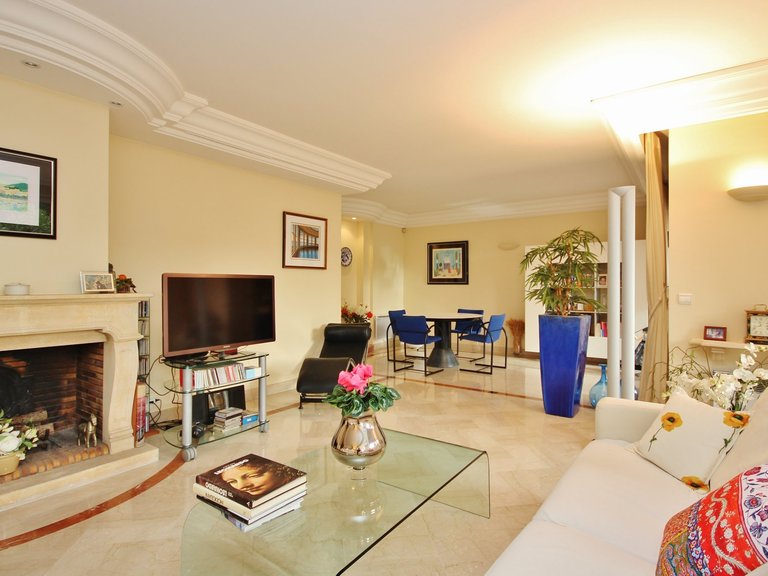 Villa for Sale in Mougins, Mougins, Valbonne, Grasse Area 12