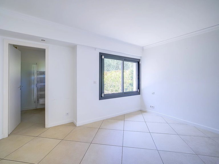 Villa for Sale in Mougins, Mougins, Valbonne, Grasse Area 7