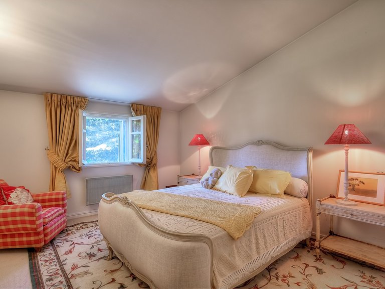 Villa for Sale in Chateauneuf Grasse, Mougins, Valbonne, Grasse Area 16