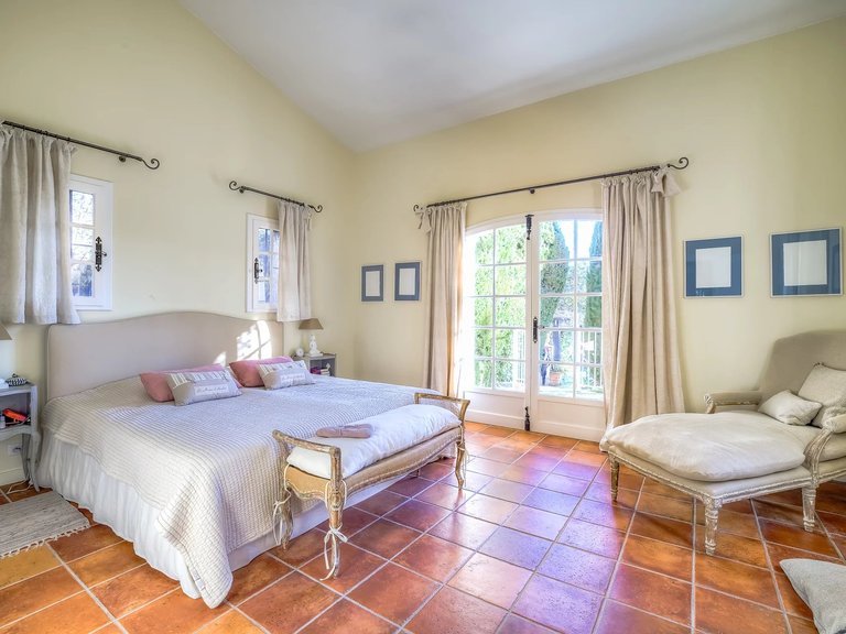 Villa for Sale in Mougins, Mougins, Valbonne, Grasse Area 19