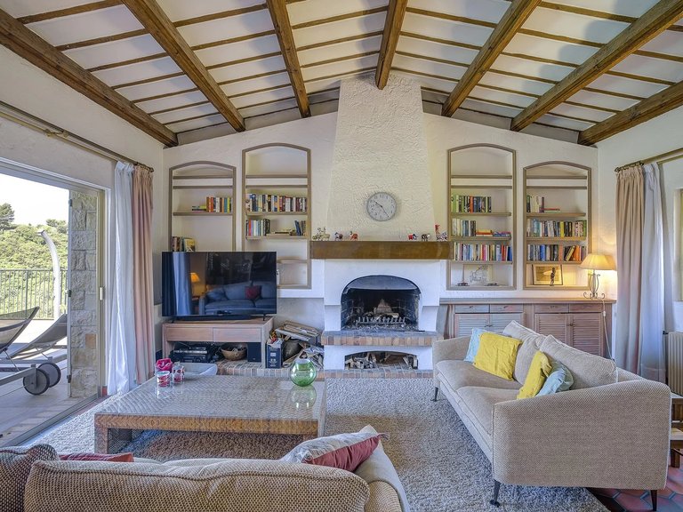 Villa for Sale in Biot, Mougins, Valbonne, Grasse Area 13