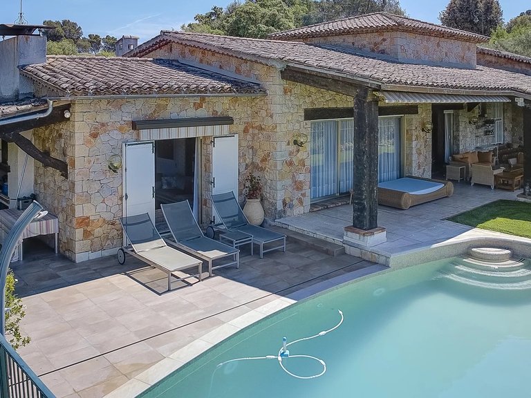 Villa for Sale in Biot, Mougins, Valbonne, Grasse Area 3