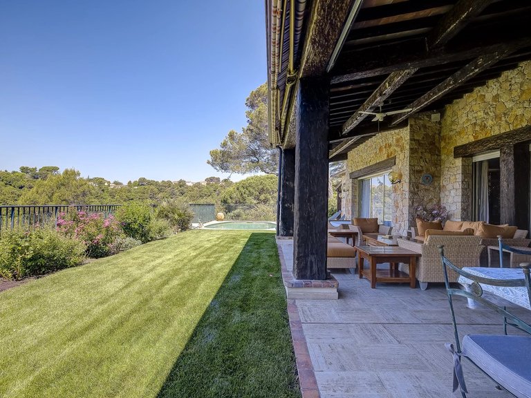 Villa for Sale in Biot, Mougins, Valbonne, Grasse Area 5