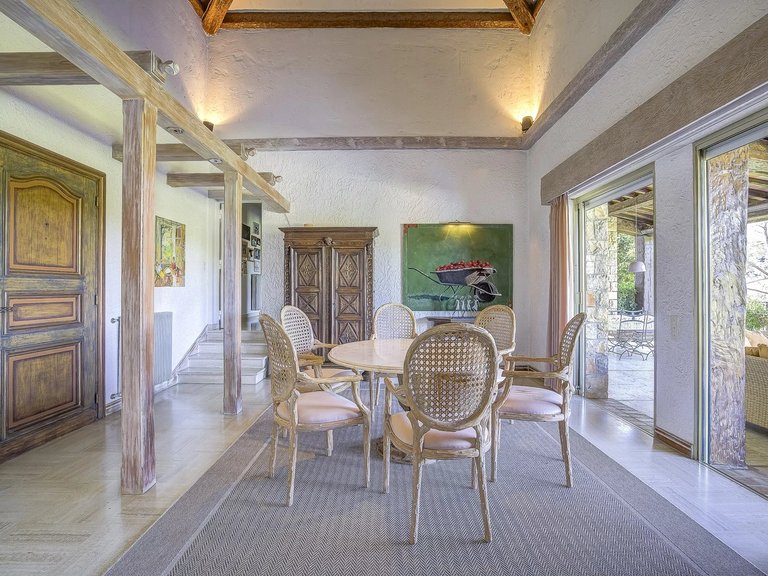 Villa for Sale in Biot, Mougins, Valbonne, Grasse Area 9