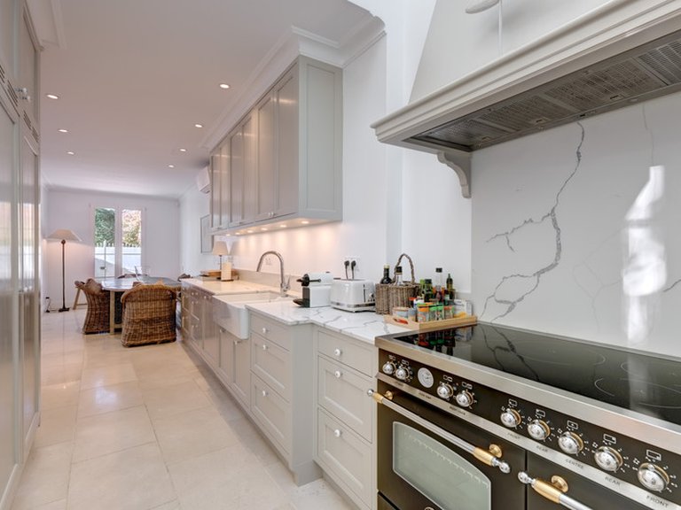 Villa for Sale in Cap D Antibes, Antibes Area 11