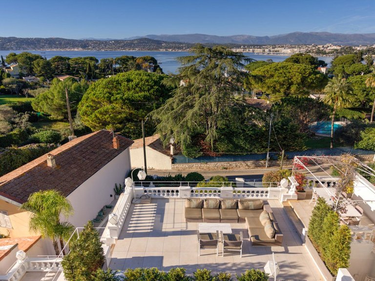 Villa for Sale in Cap D Antibes, Antibes Area 7