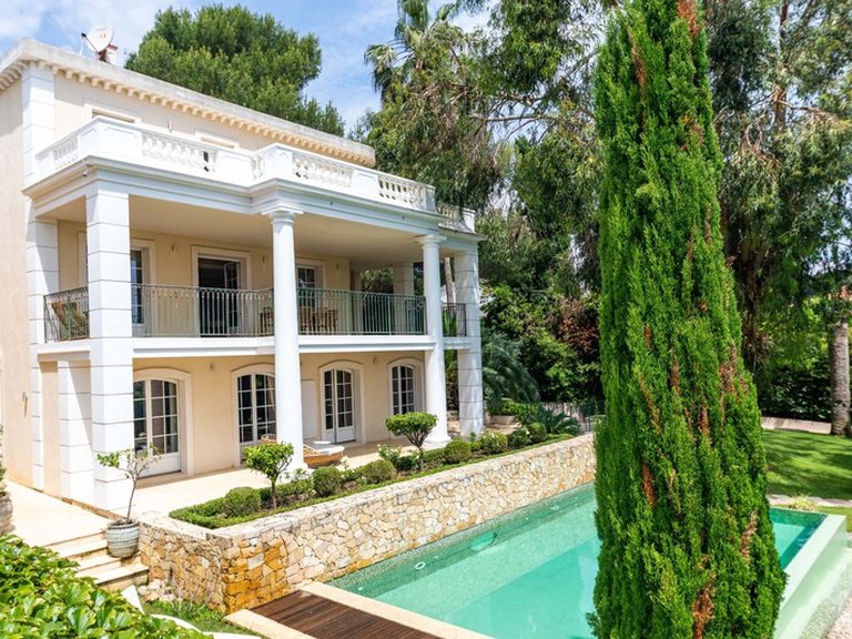 Villa for Sale in Cap D Antibes, Antibes Area 10