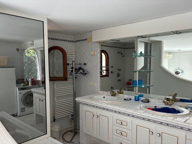 Villa for Sale in Cap D Antibes, Antibes Area 5