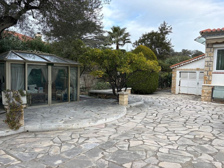 Villa for Sale in Cap D Antibes, Antibes Area 7