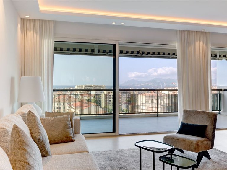Apartment for Sale in Cannes, Cannes Area 1