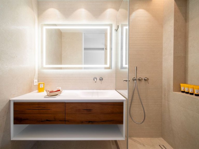 Apartment for Sale in Cannes, Cannes Area 14