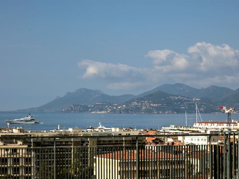Apartment for Sale in Cannes, Cannes Area 3