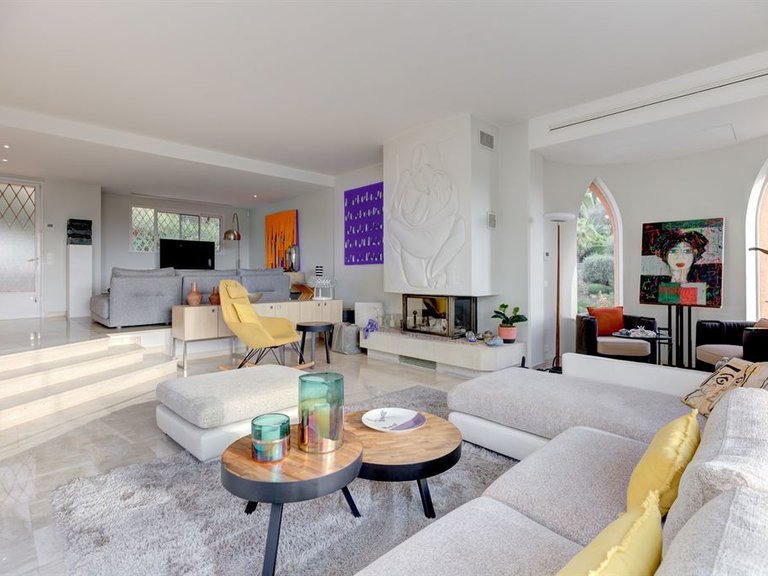 Villa for Sale in Le Cannet, Cannes Area 10
