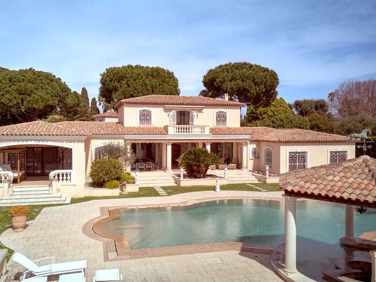 Villa for Sale in Cap D Antibes, Antibes Area 4