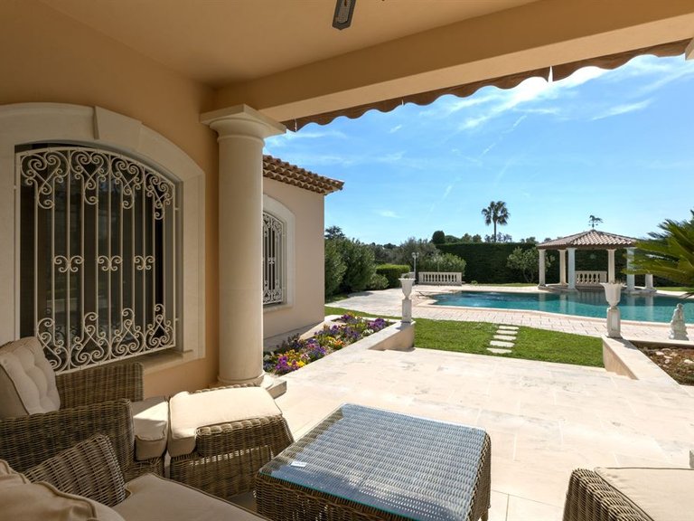 Villa for Sale in Cap D Antibes, Antibes Area 10