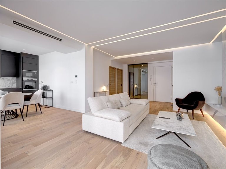 Apartment for Sale in Cannes, Cannes Area 3