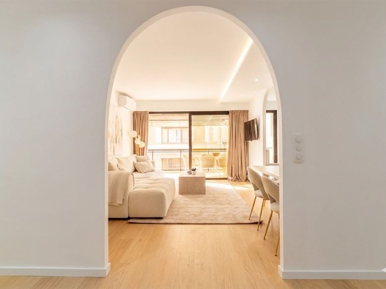 Apartment for Sale in Cannes, Cannes Area 3