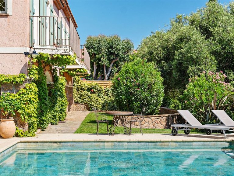 Villa for Sale in Theoule Sur Mer, Cannes Area 19