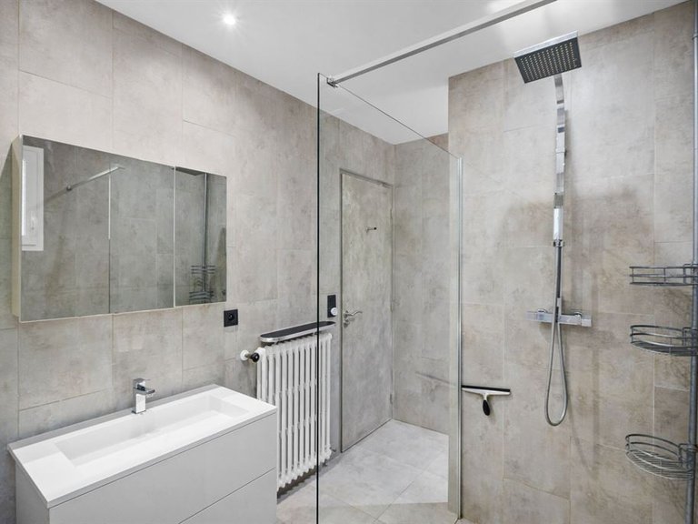 Villa for Sale in Theoule Sur Mer, Cannes Area 10