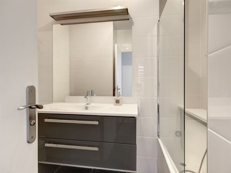 Apartment for Sale in Cannes, Cannes Area 9