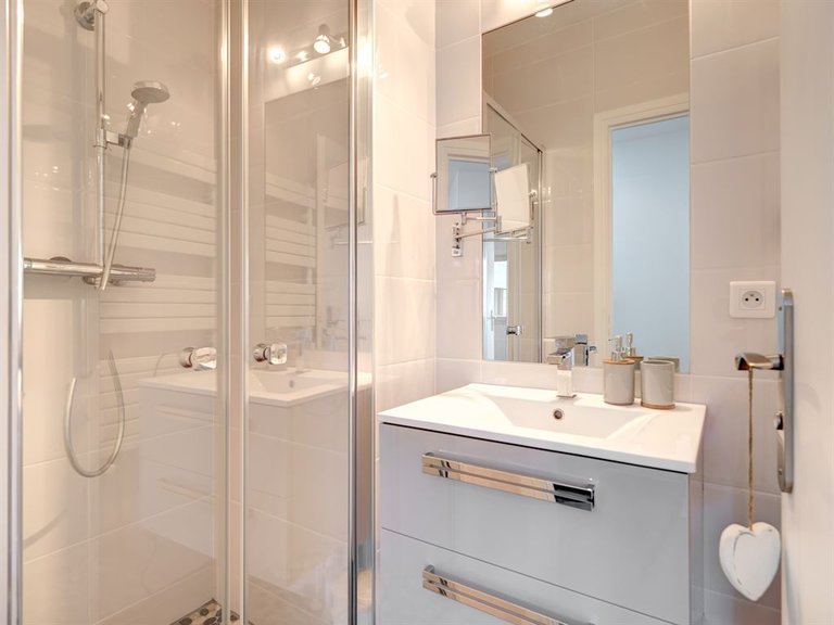 Apartment for Sale in Cannes, Cannes Area 10