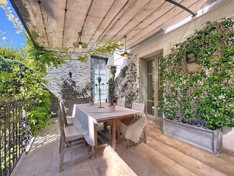 Villa for Sale in Cannes, Cannes Area 18