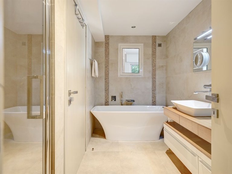 Apartment for Sale in Le Cannet, Cannes Area 13