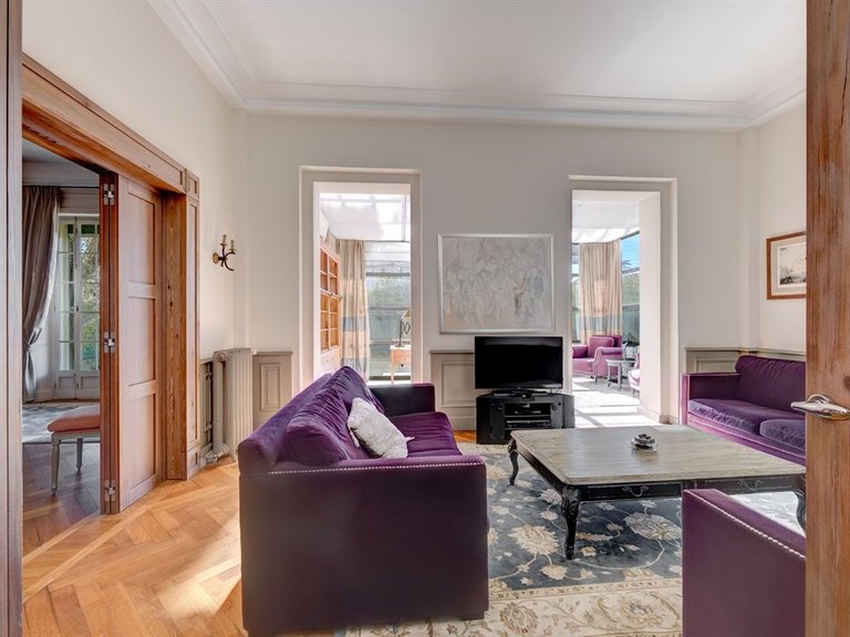 Villa for Sale in Cannes, Cannes Area 7