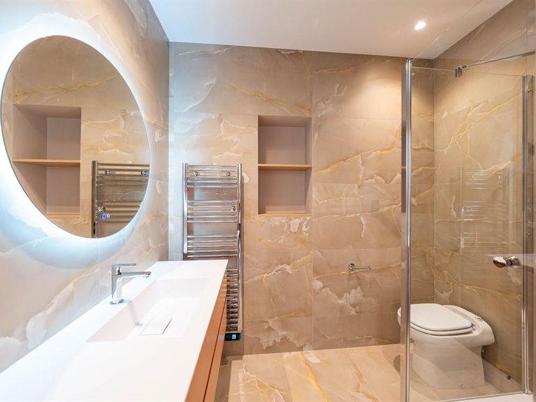Apartment for Sale in Cannes, Cannes Area 14