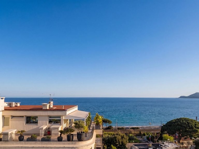 Apartment for Sale in Cannes, Cannes Area 5