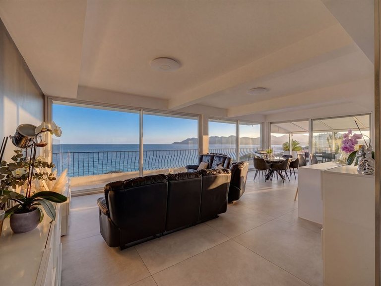 Apartment for Sale in Cannes, Cannes Area 10