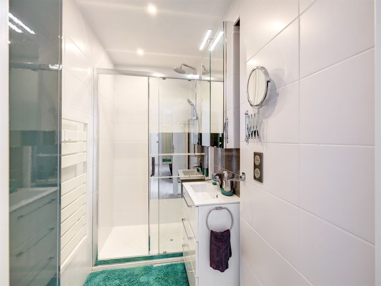 Apartment for Sale in Cannes, Cannes Area 13