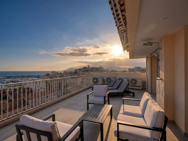 Apartment for Sale in Cannes, Cannes Area 16