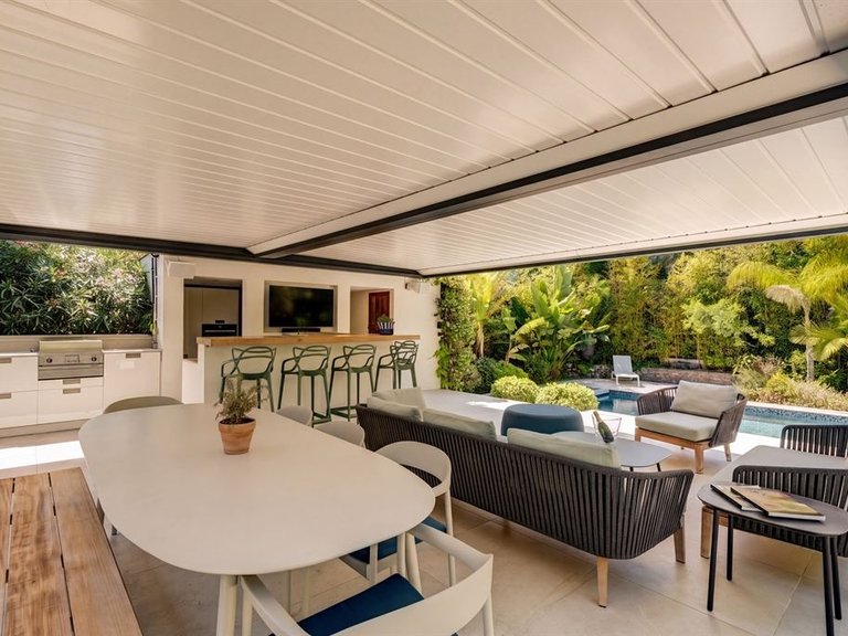 Villa for Sale in Cannes, Cannes Area 3