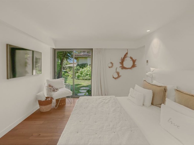 Villa for Sale in Le Cannet, Cannes Area 14