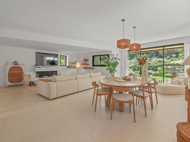 Villa for Sale in Le Cannet, Cannes Area 4