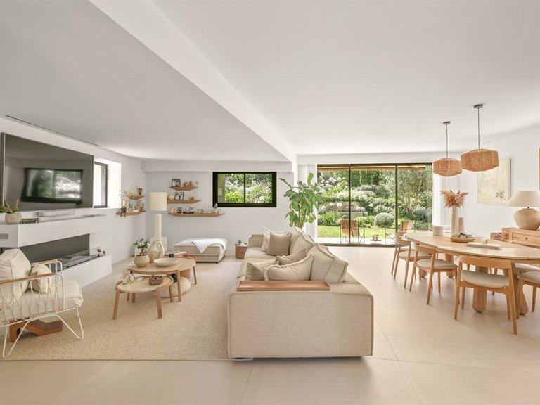 Villa for Sale in Le Cannet, Cannes Area 5