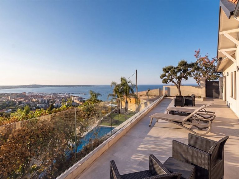 Villa for Sale in Le Golfe Juan, Antibes Area 4