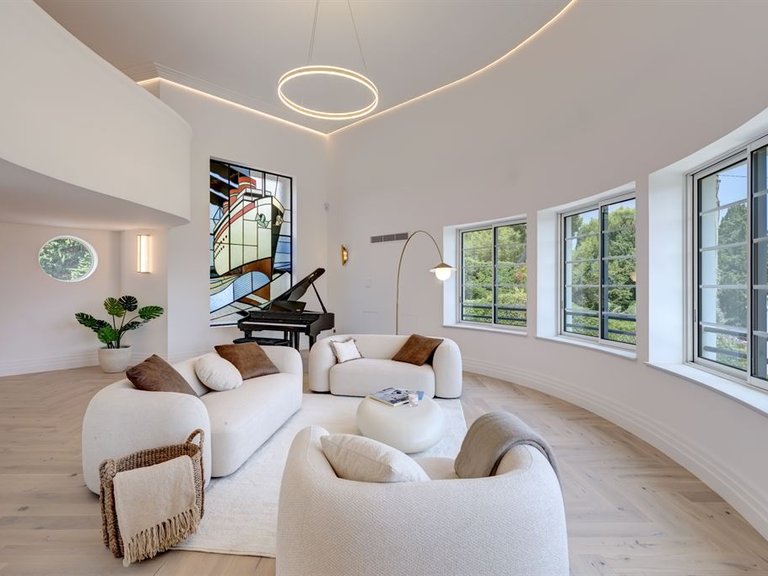 Villa for Sale in Cap D Antibes, Antibes Area 5
