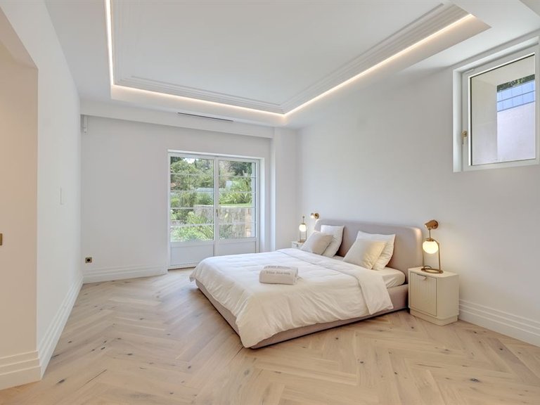 Villa for Sale in Cap D Antibes, Antibes Area 7