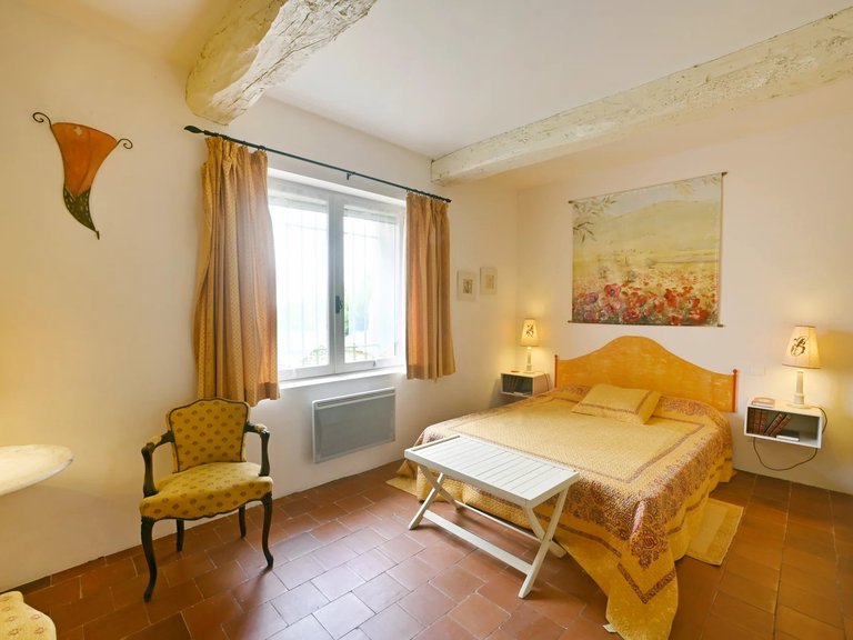 Villa for Sale in Uzes, Uzes Area 11