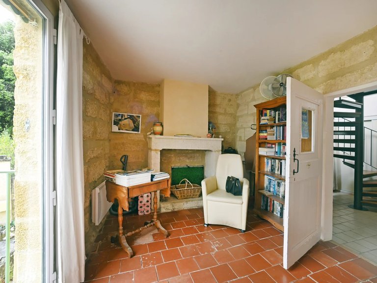 Villa for Sale in Uzes, Uzes Area 14