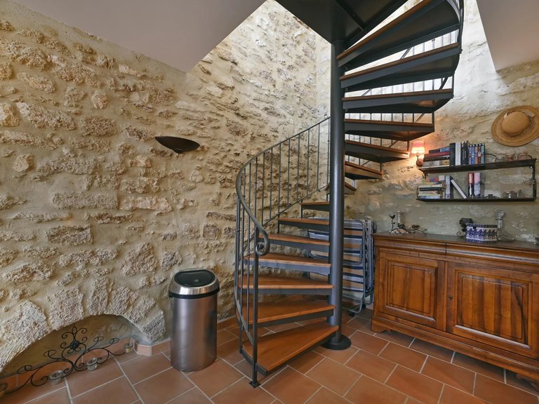 Villa for Sale in Uzes, Uzes Area 20