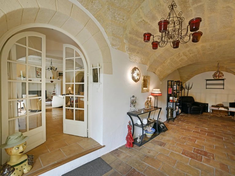 Villa for Sale in Uzes, Uzes Area 4