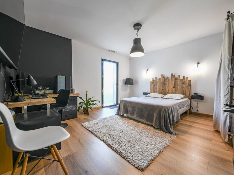 Villa for Sale in Uzes, Uzes Area 4