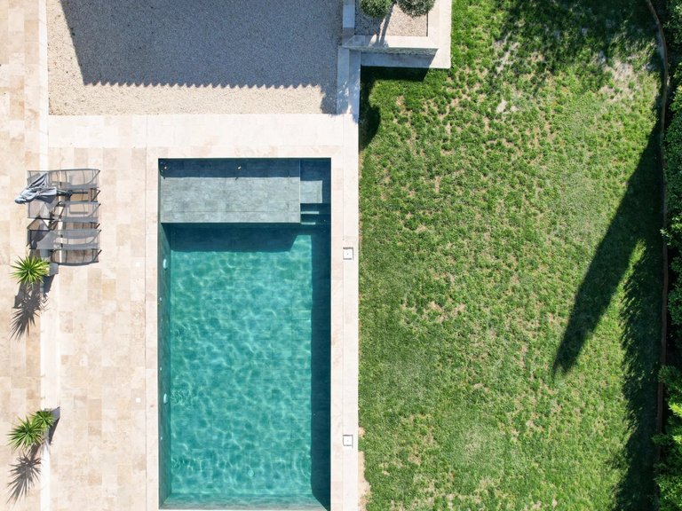 Villa for Sale in Uzes, Uzes Area 6