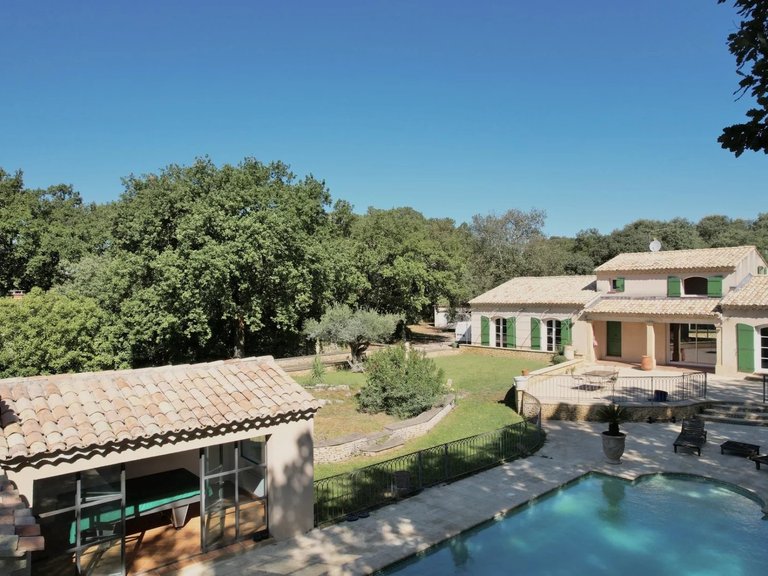 Villa for Sale in Uzes, Uzes Area 1