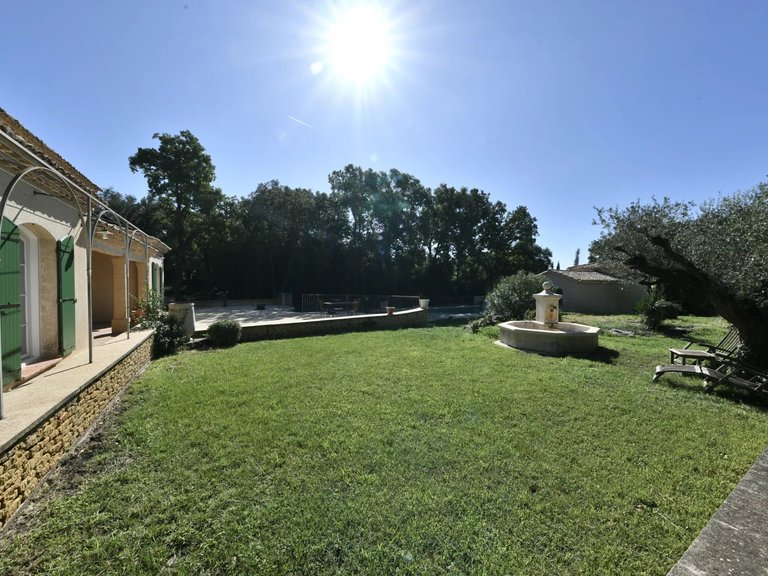 Villa for Sale in Uzes, Uzes Area 3